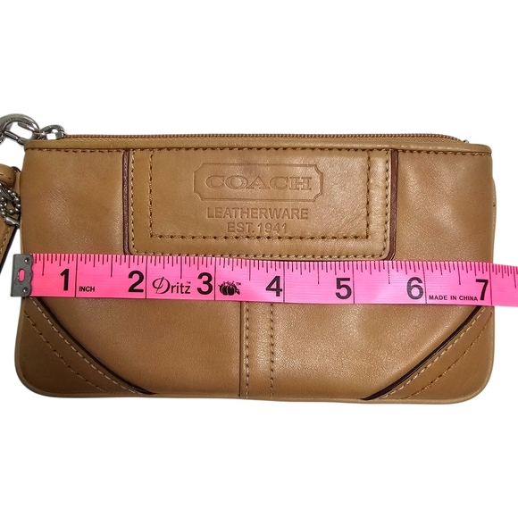 Coach Cognac Brown Leather Wristlet Wallet Clutch Purse 4" X 7" - Picture 13 of 13